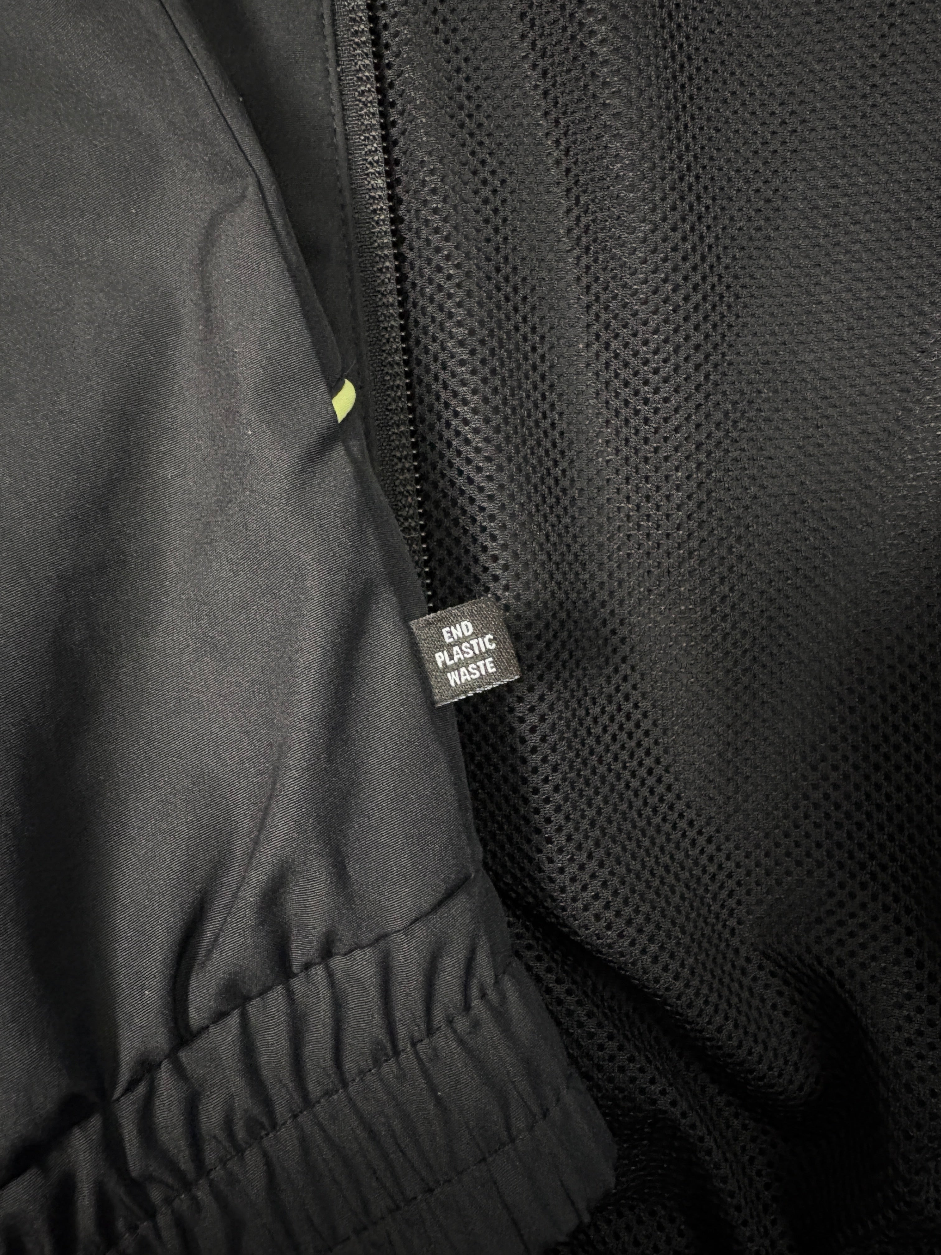 adidas Originals Vintage Track Jacket – Black & Yellow (Archive Tech Look) – Gr. M