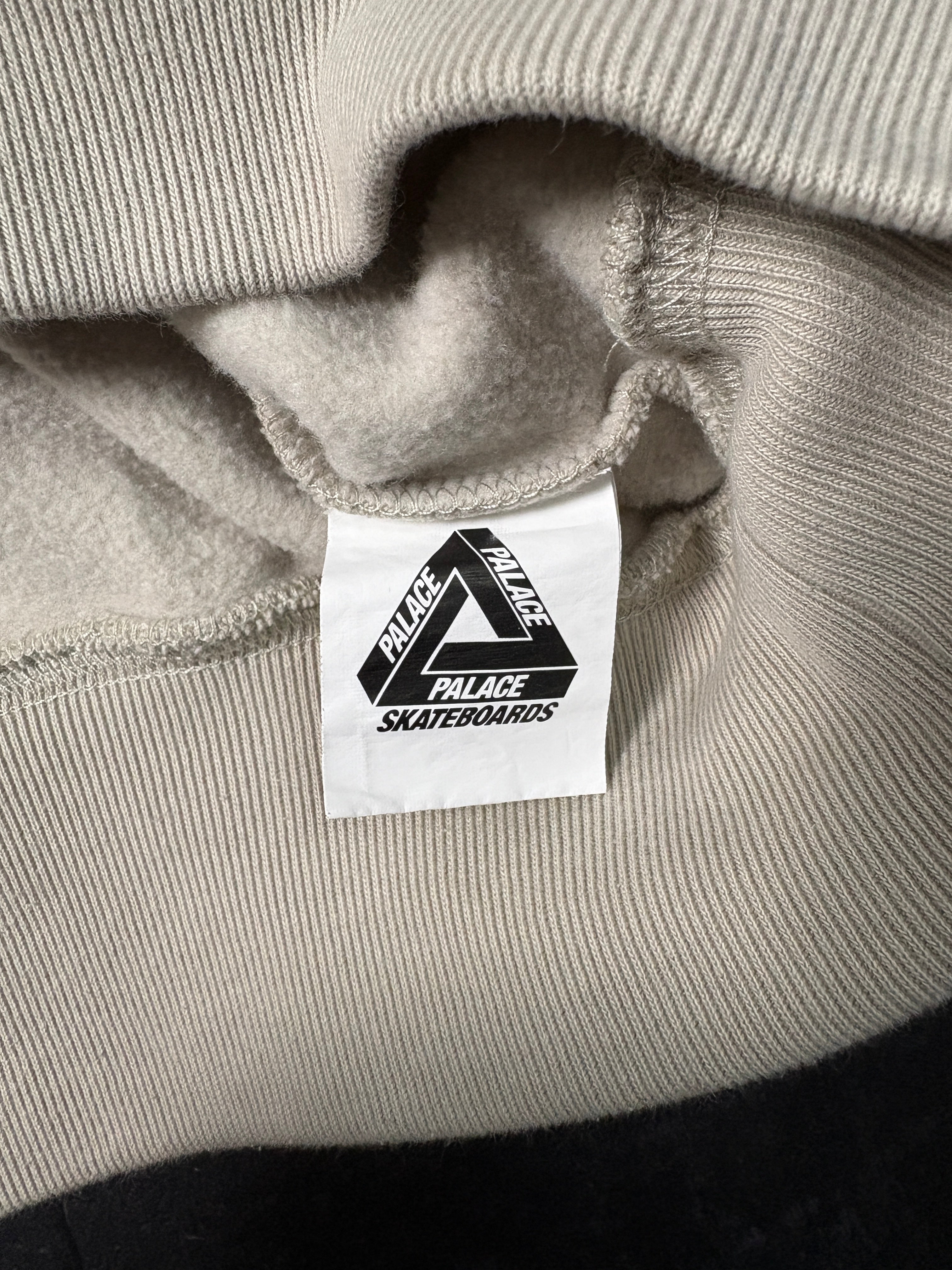 Palace Skateboards Tri-Ferg Hoodie – Cream & Orange – Iconic Logo – Gr. M